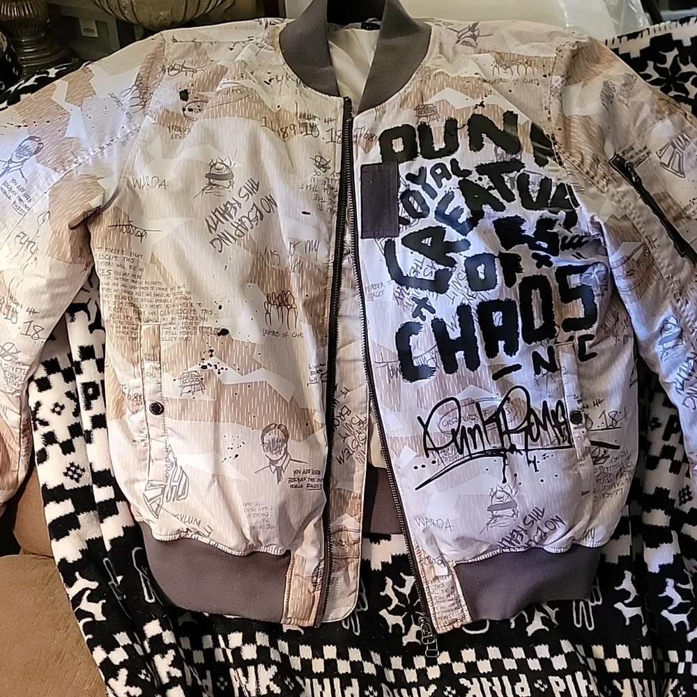 Meant jacket - Picture 1 of 6
